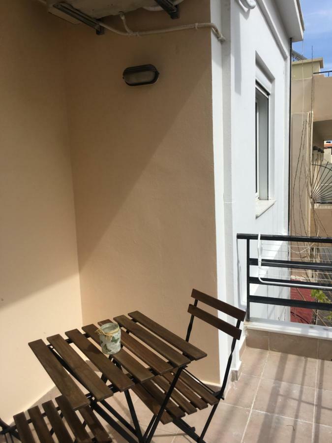 Central 2-Bedroom Luxury Apartment Heraklion  Exterior photo